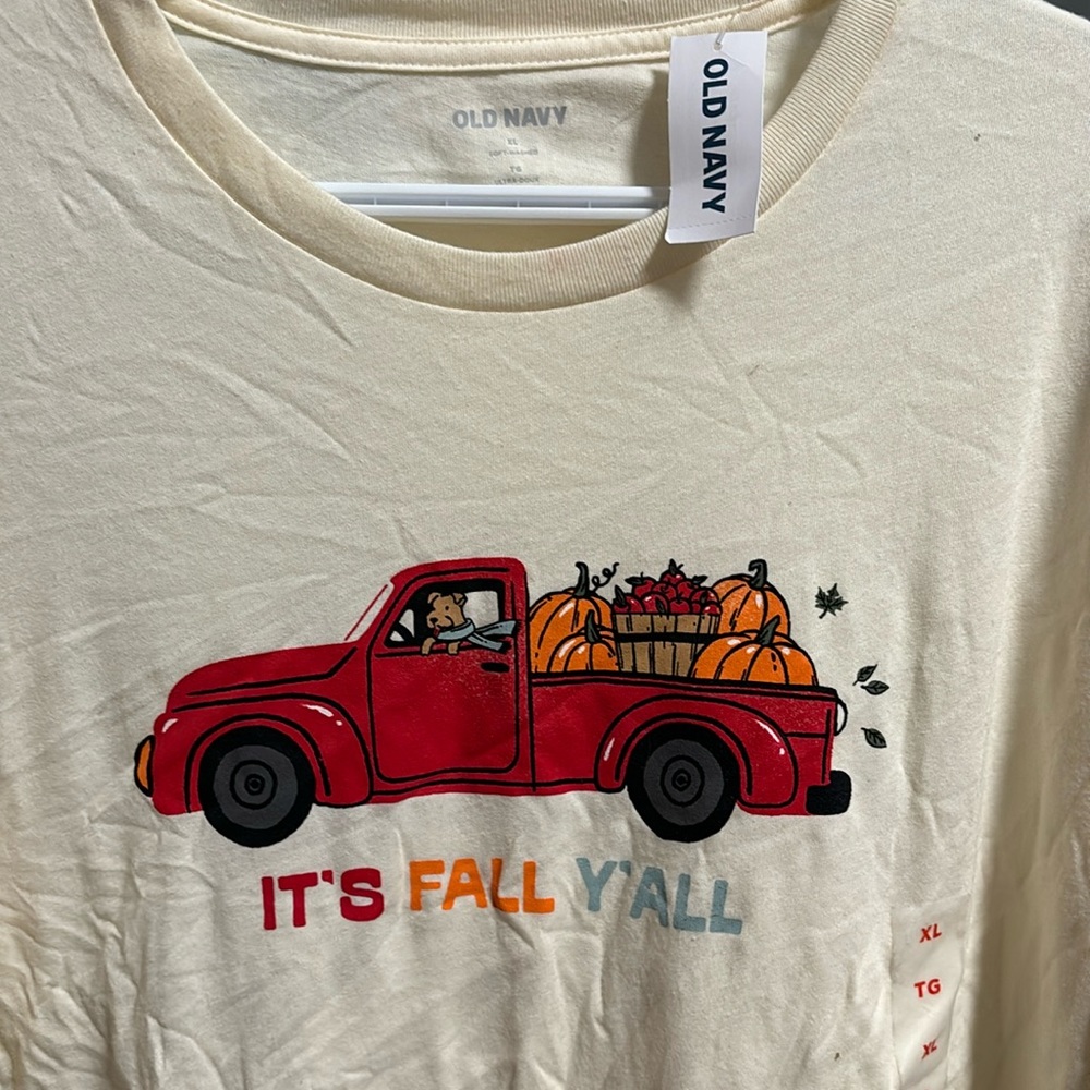 NWT “It’s fall yall” old navy tee with dog 🍂🐶